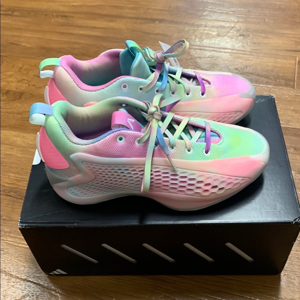 NWT Adidas AE 1 Low 3SSB Basketball Sneakers